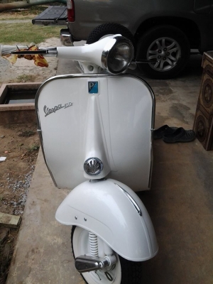ขาย vespa 64 สวยๆสด สีขาวมุก รถทำใหม่ครับ อินเดีย no book รถอยู่ชัยนาทครับ ราคา 48,500 บาท สนใจติดต่อได้ครับ 0826336557 โป้งครับ รับแลกรับเทรินทุกรุ่ยครับ