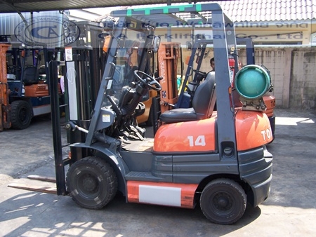 ขายรถ โฟล์คลิฟท์ TOYOTA รุ่น 6-FG14