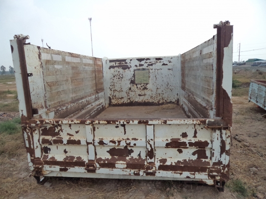 ขายกะบะดั้มคอกเกษรเป็นของรถ6ล้อเดก้า สภาพดี  ราคา58000บาท