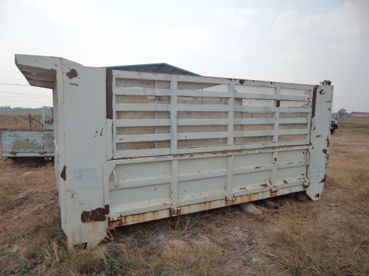 ขายกะบะดั้มคอกเกษรเป็นของรถ6ล้อเดก้า สภาพดี  ราคา58000บาท