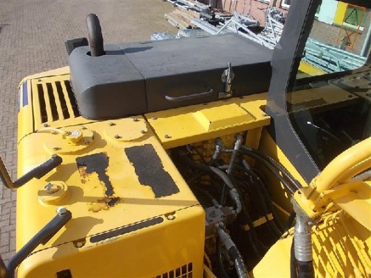 PW130-7 # K40261 : รถขุดล้อยาง Komatsu by กุ้ง:TOS:0813062283