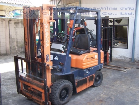ขายรถ โฟล์คลิฟท์ TOYOTA รุ่น 5-FG15
