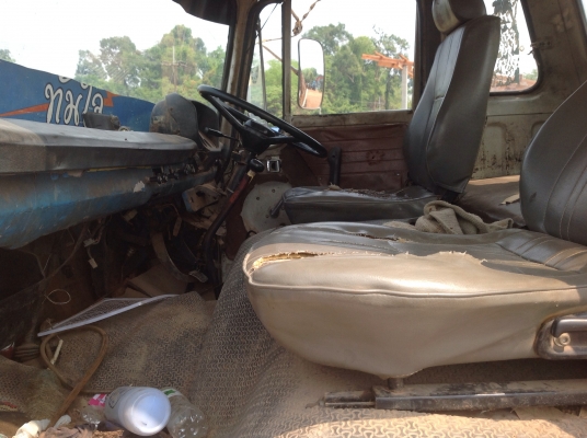 ขาย10ล้อท้ายลากเครื่องEH700 เฟื่องท้ายไอ้หลงเอกสารไม่มี