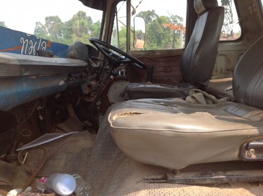 ขาย10ล้อท้ายลากเครื่องEH700 เฟื่องท้ายไอ้หลงเอกสารไม่มี