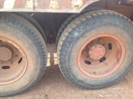 ขาย10ล้อท้ายลากเครื่องEH700 เฟื่องท้ายไอ้หลงเอกสารไม่มี