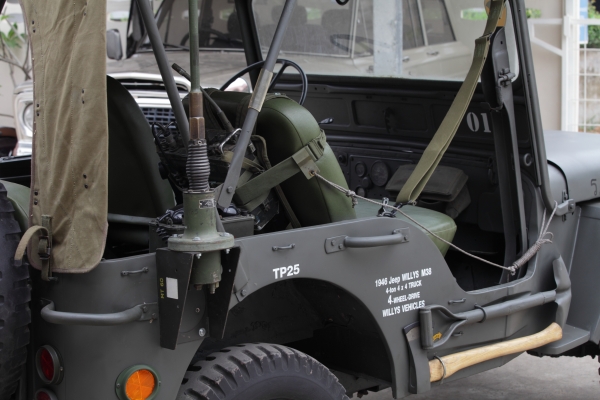 จี๊ป M38 สภาพสมบูรณ์ ช่วงล่างแน่น จี๊ป M38 สภาพสมบูรณ์ ช่วงล่างแน่น