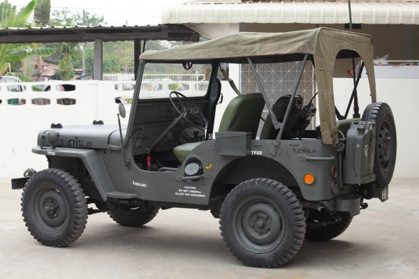 จี๊ป M38 สภาพสมบูรณ์ ช่วงล่างแน่น จี๊ป M38 สภาพสมบูรณ์ ช่วงล่างแน่น