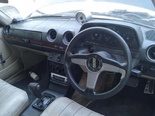 BENZ  เครื่อง1j ออโต้ เครื่องดีมาก ขับนิ่ม