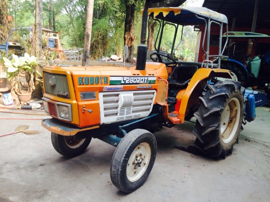 ขายรถไถคูโบต้า L2802DT มือสองสภาพดีเดิมๆราคาถูก