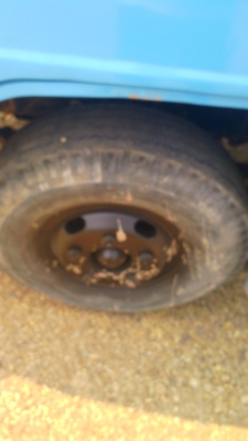 รถหกล้อดั้ม ISUZU NKR รถปี 33 ลดราคาพิเศษเหลือเพียง 265,000 บาท. คุณลูกค้า จาก เชียงใหม่มัดจำแล้ว.