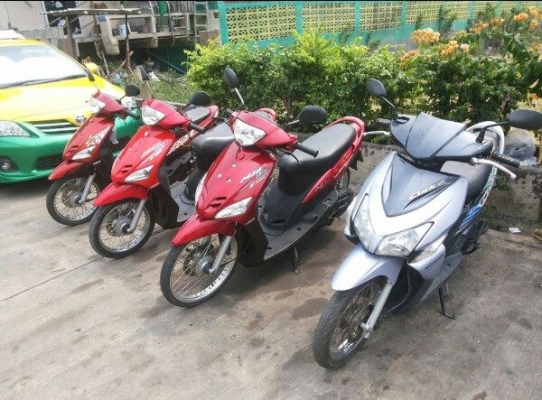 ขายคันละ 9,900 งดต่อ เอกสารทะเบียนพร้อมโอนครบ ขายคันละ 9,900 งดต่อ เอกสารทะเบียนพร้อมโอนครบ