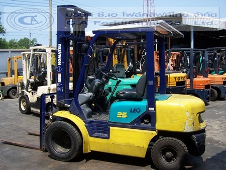 ขาย รถโฟล์คลิฟท์ KOMATSU รุ่น FG25C-12