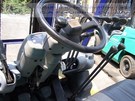 ขาย รถโฟล์คลิฟท์ KOMATSU รุ่น FG25C-12