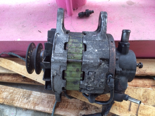 ขายเครื่อง หกล้อ WO4D. 117เเรงม้า/เอกสารครบครับ45000เอาไปเลย