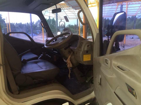 ขายรถบรรทุก 6ล้อ สภาพดีไม่ค่อยได้ใช้งาน