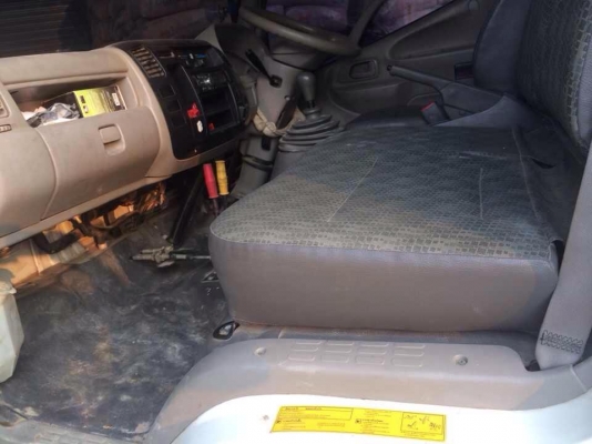 ขายรถบรรทุก 6ล้อ สภาพดีไม่ค่อยได้ใช้งาน