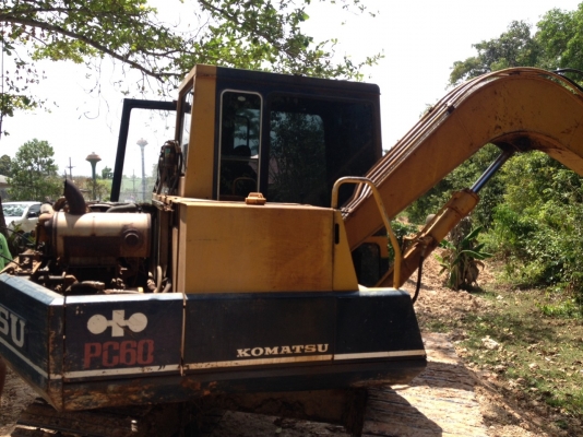KOMATSU PC60-5
