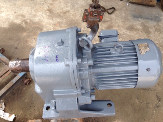 ขายมอเตอร์เกียร์ Mitsubishi 7.5 HP. 380V อัตราทด 1:40 สภาพสวย พร้อมใช้งาน