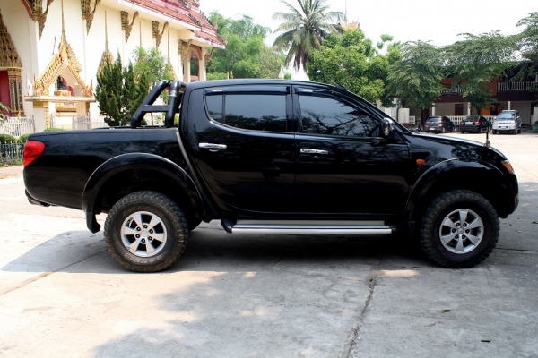ขาย mitsubishi triton 4wd 4 ประตู ปี 2006