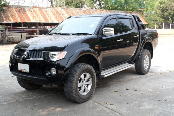 ขาย mitsubishi triton 4wd 4 ประตู ปี 2006