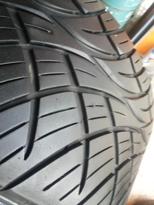 ขายยาง265/50/20 ปี 3311 NITTO NT420S 1 ชุด