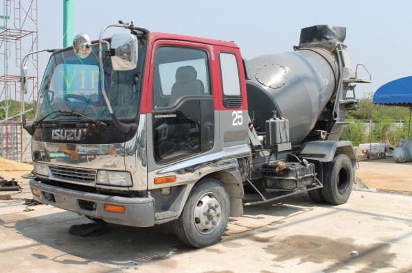 ขายรถบรรทุกเก่าญี่ปุ่นสภาพสวย 80\% พร้อมใช้งานได้ทันที ขายรถบรรทุกเก่าญี่ปุ่นสภาพสวย 80\% พร้อมใช้งานได้ทันที