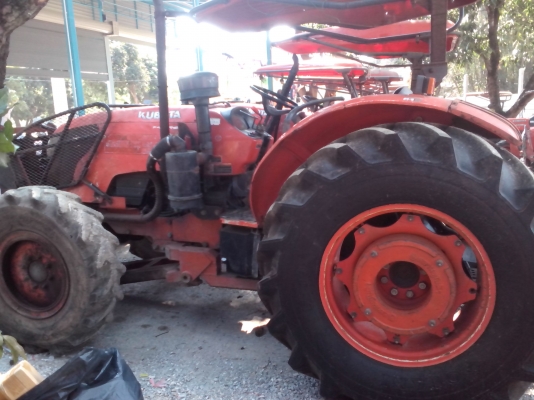 ลดราคาเหลือ450000m8540 สภาพพร้อมลุย พร้อมอุปกรณ์ผ่านหลัง=ใบดัน เครืองยนต์ดีมากๆ เสียงเครืองเงียบเดินเรียบ เหมือนใหม่