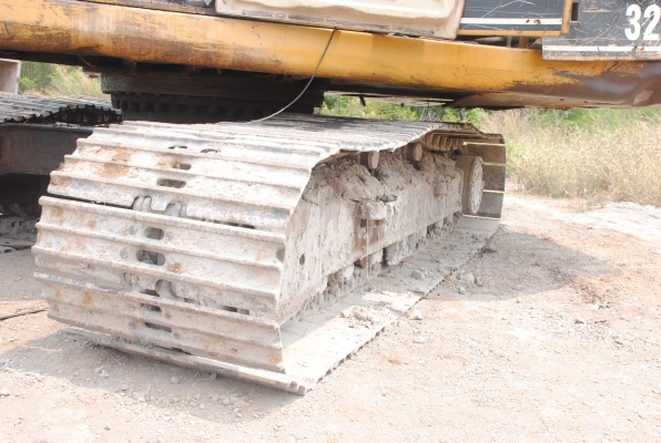 ขาย CAT320  7JK V.2 ทะเบียนเอกสารครบ บูมอาร์มปกติ เดินไกลได้ คุยได้คับ