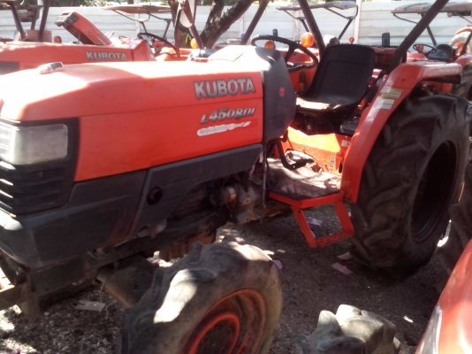 L4508DI  สภาพเหมือนใหม่เครืองดีเกียรไม่หอนเอาไปใช้งานไม่ผิดหวังเป็นรุ่นประหยัดแล้วครับ ยาง70\%ราคาคุยกันได้ครับ   อุปกรณผ่านหกหนึ่งตัว