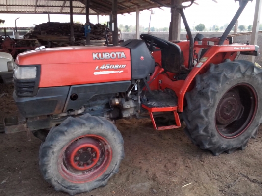 L4508DI  สภาพเหมือนใหม่เครืองดีเกียรไม่หอนเอาไปใช้งานไม่ผิดหวังเป็นรุ่นประหยัดแล้วครับ ยาง70\%ราคาคุยกันได้ครับ   อุปกรณผ่านหกหนึ่งตัว