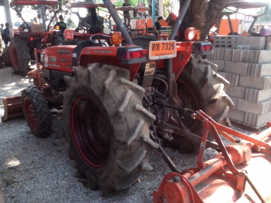 L4508DI  สภาพเหมือนใหม่เครืองดีเกียรไม่หอนเอาไปใช้งานไม่ผิดหวังเป็นรุ่นประหยัดแล้วครับ   ราคาคุยกันได้ครับรถทำนาที่ยโสธรครับได้อุปกรณโรตารี้ ใบดันหน้า รถสวยจริงๆครับ