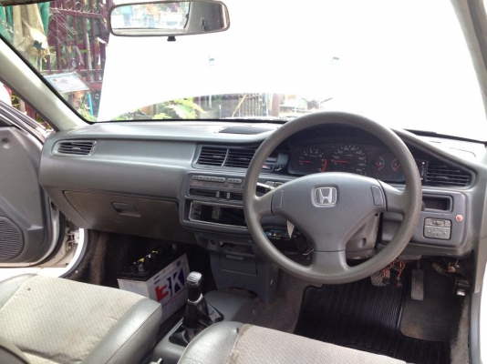 ขายครับ. Civic 4 dor ปี 95 42000 ขายตามสภาพน่ะครับอ่านให้เข้าใจ บอกหมดไม่มีหลอกลูกค้า เครื่องหัวฉีด เกียร mt. แกส LPG. ตัวท๊อปสุด. ไฟฟ้าทั้งคัน. แอรเย์็น สีพอได้ เครื่องนิ่ง ควันไม่ไหล. เครื่อง แห้งๆเลย เเต่น่าจะปะเก็นฝาสูบแตกทำให้รถไม่มีกำลังอัด ช่างบอกม