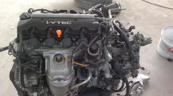 ขายเครื่อง HONDA CIVIC 1.8 i-VTEC เกียร์ออโต้ สภาพสวย