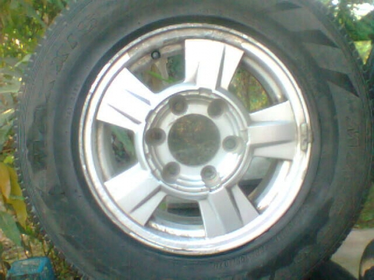 ขายล้อพร้อมยาง