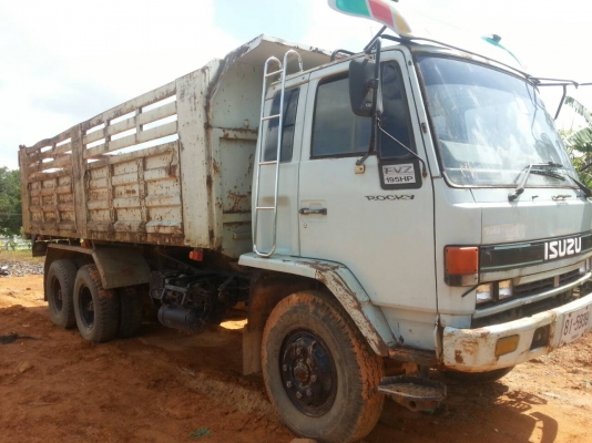 ขายสิบล้อ  ร็อคกี้ 195