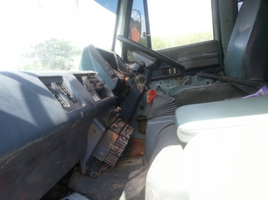 ขายสิบล้อ  ร็อคกี้ 195