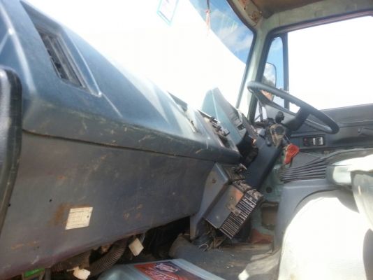 ขายสิบล้อ  ร็อคกี้ 195