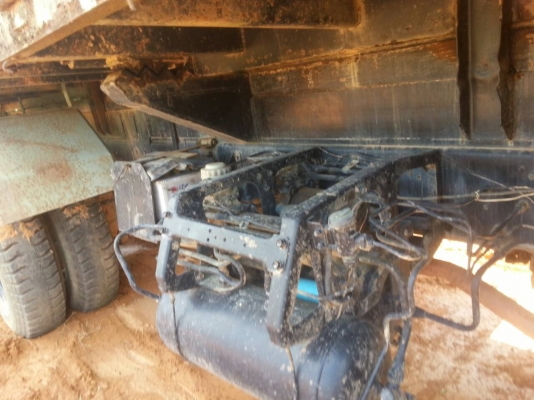 ขายสิบล้อ  ร็อคกี้ 195