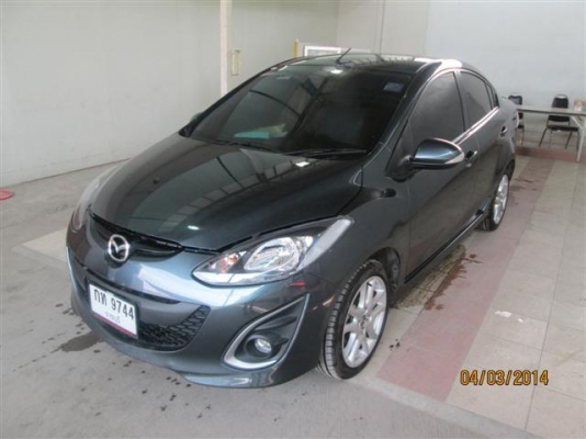 ขายรถบ้าน ขับมือเดียว มาสด้า 2 ซีดาน ปี 56 วิ่ง 1X,XXX  กม. เช็ค0ตลอด ครับ