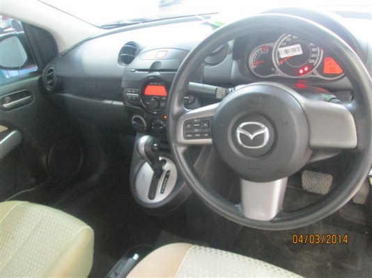 ขายรถบ้าน ขับมือเดียว มาสด้า 2 ซีดาน ปี 56 วิ่ง 1X,XXX กม. เช็ค0ตลอด ครับ ขายรถบ้าน ขับมือเดียว มาสด้า 2 ซีดาน ปี 56 วิ่ง 1X,XXX กม. เช็ค0ตลอด ครับ