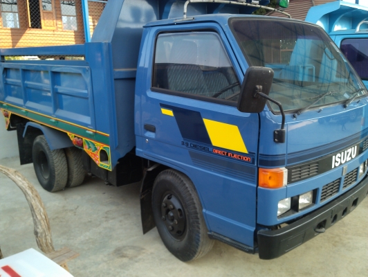 ขายรถบรรทุก 6 ล้อ