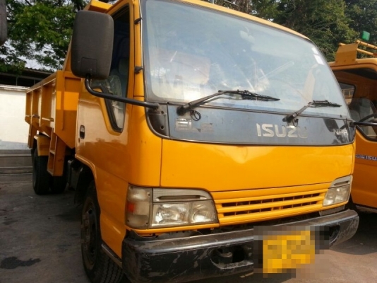 รถอีซูซุ 6 ล้อดั้ม NPR  130 แรงม้า. ปี 48  สนใจติดต่อ 081 - 6079515