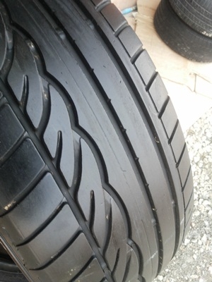 ขายยาง205/55/16 ปี 13/2เส้น ปี12/2เส้น DUNLOP SP01 1 ชุด