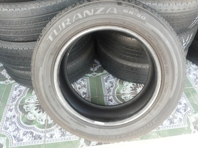 ขายยาง205/60/16 ปี 12/2เส้นปี11/2เส้น BRIDGESTONE GR90 1 ชุด