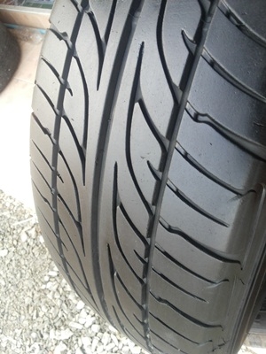 ขายยาง215/60/16 ปี 3212 DUNLOP SP LM703 1 ชุด