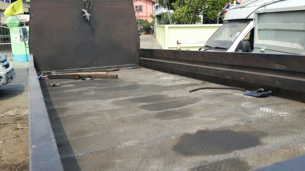 ขาย6ล้อฮีโน่ FC2W 120แรงม้า ยาว 5.50 เมตร รถห้างแท้ๆ สภาพพร้อมใช้ หัวมีผุเล็กน้อย ขาย6ล้อฮีโน่ FC2W 120แรงม้า ยาว 5.50 เมตร รถห้างแท้ๆ สภาพพร้อมใช้ หัวมีผุเล็กน้อย