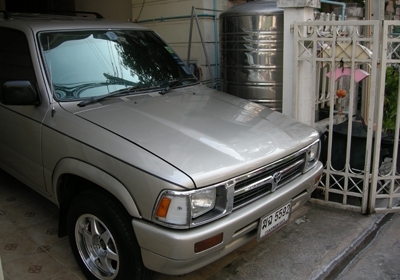 Toyota Mighty-X Van