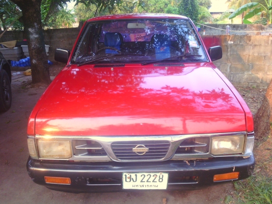 ขาย นิสสันบิ๊กเอ็มแคป ปี39 เครื่อง2.5จอโค้ง ล้อแมก แอร์เย็น 105000 รถพร้อมใช้งาน