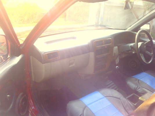 ขาย นิสสันบิ๊กเอ็มแคป ปี39 เครื่อง2.5จอโค้ง ล้อแมก แอร์เย็น 105000 รถพร้อมใช้งาน