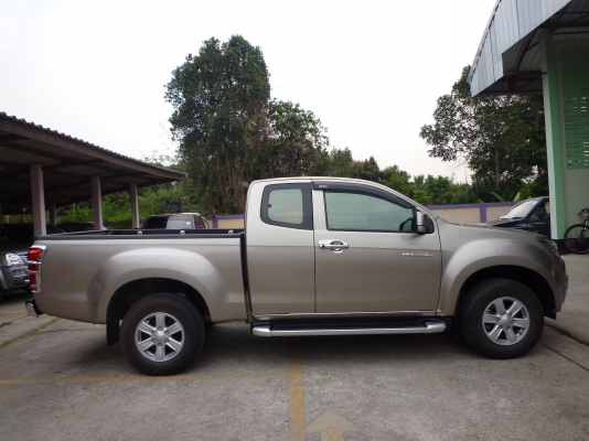 ISUZU D-MAX HI LANDER SPACE CAB  2.5 Ddi VGS MT ปี 2012